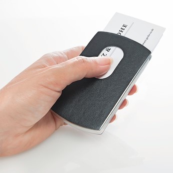 SIGEL Visitenkarten-Etui "Snap" Lederoptik - Anwendung